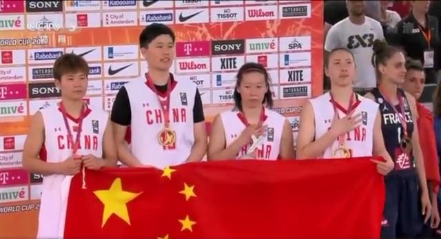 女籃首個世界冠軍 創(chuàng)造歷史 巾幗不讓須眉！